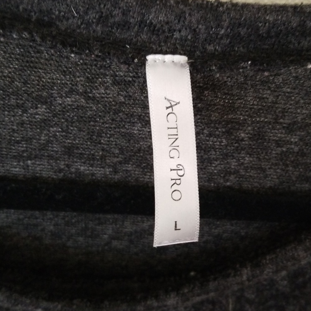 Super soft pullover. - Picture 2 of 2